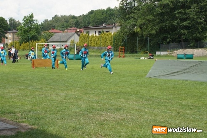 Zdjęcie w galerii na portalu naszwodzislaw.com: Na boisku w Połomi rozegrano Gminne Zawody Sportowo-Pożarnicze  wiadomości z regionu