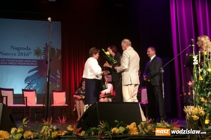 Zdjęcie w galerii na portalu naszwodzislaw.com: Narcyz 2016 dla prezes SKR Mszana wiadomości z regionu