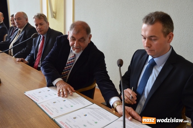 Zdjęcie w galerii na portalu naszwodzislaw.com: W Żywcu podpisano porozumienie na rzecz ochrony powietrza wiadomości z regionu