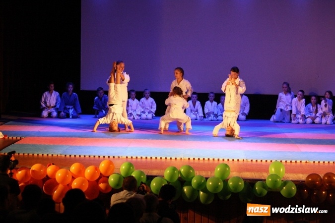 Zdjęcie w galerii na portalu naszwodzislaw.com: Sportowe emocje na deskach WCK. Za nami I Gala Judo Kids wiadomości z regionu