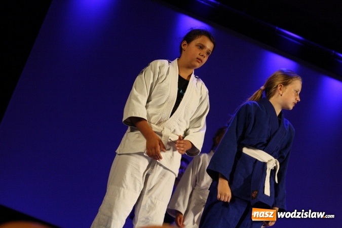 Zdjęcie w galerii na portalu naszwodzislaw.com: Sportowe emocje na deskach WCK. Za nami I Gala Judo Kids wiadomości z regionu