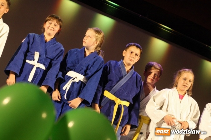 Zdjęcie w galerii na portalu naszwodzislaw.com: Sportowe emocje na deskach WCK. Za nami I Gala Judo Kids wiadomości z regionu
