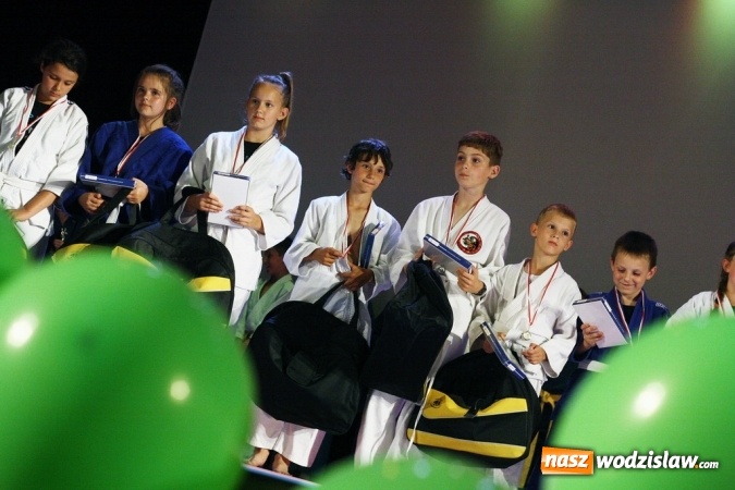 Zdjęcie w galerii na portalu naszwodzislaw.com: Sportowe emocje na deskach WCK. Za nami I Gala Judo Kids wiadomości z regionu