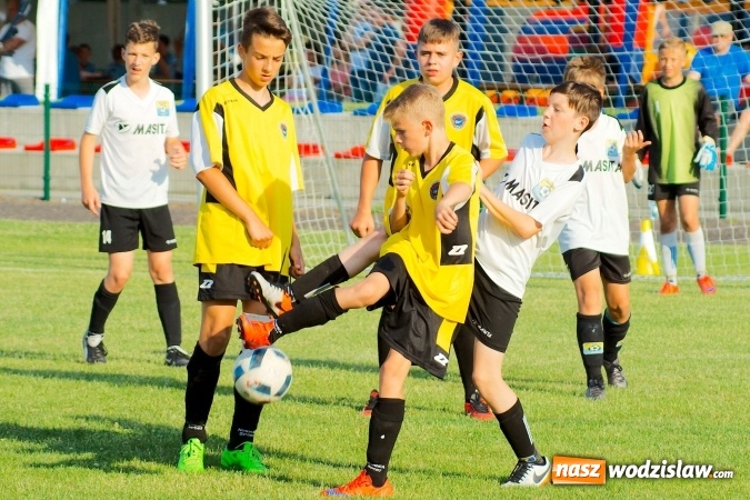 Zdjęcie w galerii na portalu naszwodzislaw.com: Tworków Cup 2016: Piłkarski początek wakacji. Gwarek Zabrze zwycięski, wodzisławska Odra trzecia wiadomości z regionu