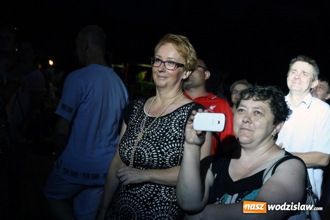 Zdjęcie w galerii na portalu naszwodzislaw.com: God&oacute;w się bawi. Odbył się festyn z okazji Dni Gminy i 600-lecia sołectwa Krostoszowice wiadomości z regionu