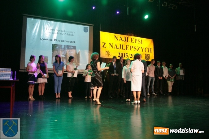 Zdjęcie w galerii na portalu naszwodzislaw.com: Najlepsi z najlepszych 2015/16. Uczniowie z Rydułtów nagrodzeni wiadomości z regionu