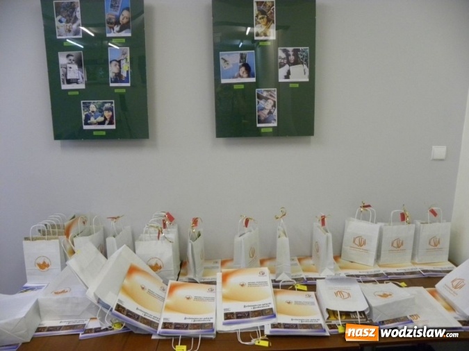 Zdjęcie w galerii na portalu naszwodzislaw.com: Średniowieczne potyczki z Sienkiewiczem – zakończenie projektu wiadomości z regionu