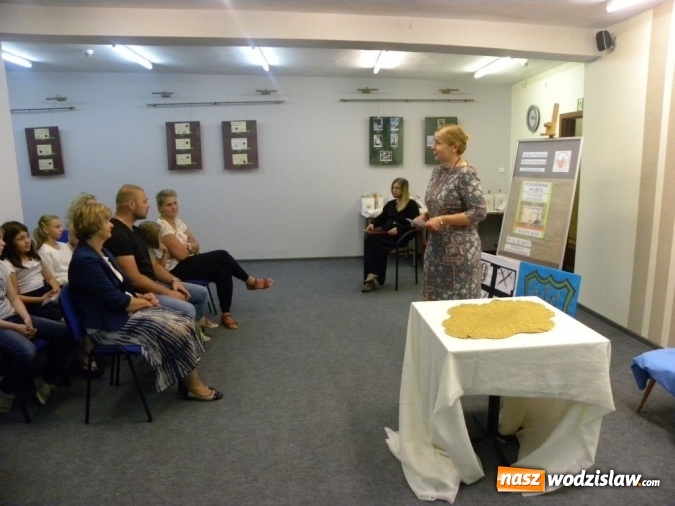 Zdjęcie w galerii na portalu naszwodzislaw.com: Średniowieczne potyczki z Sienkiewiczem – zakończenie projektu wiadomości z regionu