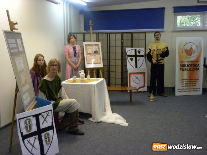 Zdjęcie w galerii na portalu naszwodzislaw.com: Średniowieczne potyczki z Sienkiewiczem – zakończenie projektu wiadomości z regionu