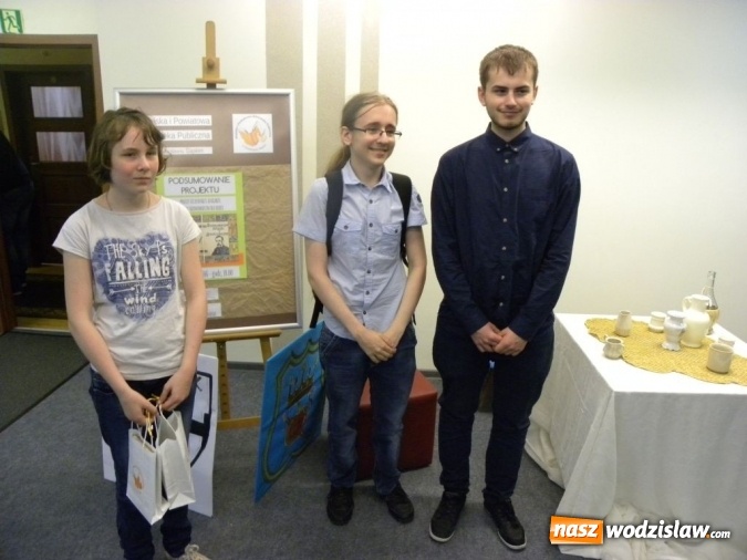 Zdjęcie w galerii na portalu naszwodzislaw.com: Średniowieczne potyczki z Sienkiewiczem – zakończenie projektu wiadomości z regionu