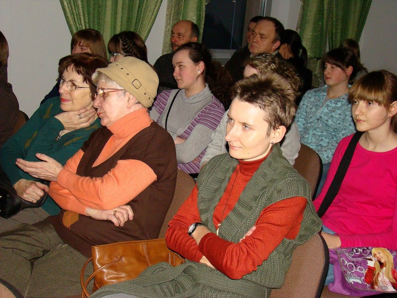 Zdjęcie w galerii na portalu naszwodzislaw.com: Spotkanie z Jadzią Sedlaczek wiadomości z regionu