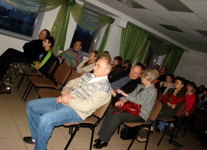 Zdjęcie w galerii na portalu naszwodzislaw.com: Spotkanie z Jadzią Sedlaczek wiadomości z regionu