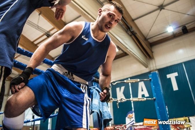 Zdjęcie w galerii na portalu naszwodzislaw.com: Na co dzień student prawa, bokser z zamiłowania. Wodzisławianin osiągnął niebywały sukces. Tytuł Akademickiego Mistrza Polski dla Adama Pawłowskiego! wiadomości z regionu
