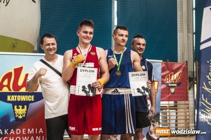 Zdjęcie w galerii na portalu naszwodzislaw.com: Na co dzień student prawa, bokser z zamiłowania. Wodzisławianin osiągnął niebywały sukces. Tytuł Akademickiego Mistrza Polski dla Adama Pawłowskiego! wiadomości z regionu