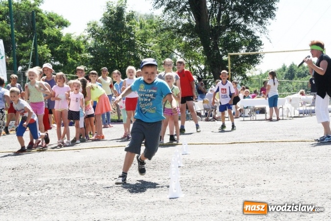 Zdjęcie w galerii na portalu naszwodzislaw.com: Artystyczne Podw&oacute;rko na Wilchwach - fotorelacja wiadomości z regionu