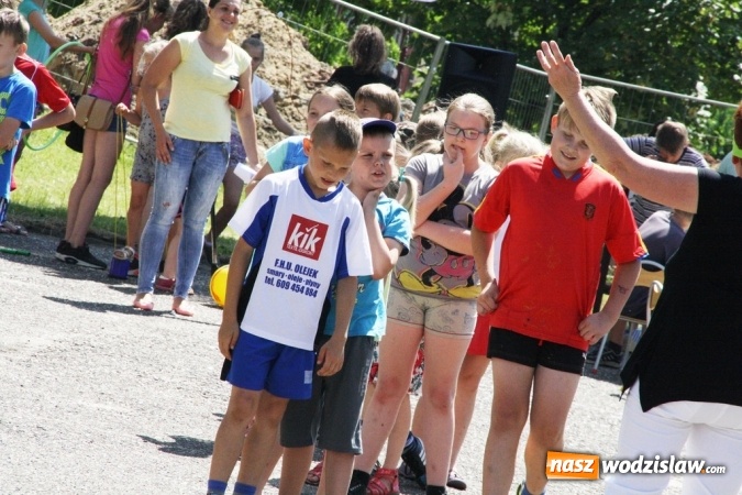Zdjęcie w galerii na portalu naszwodzislaw.com: Artystyczne Podw&oacute;rko na Wilchwach - fotorelacja wiadomości z regionu