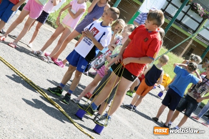 Zdjęcie w galerii na portalu naszwodzislaw.com: Artystyczne Podw&oacute;rko na Wilchwach - fotorelacja wiadomości z regionu