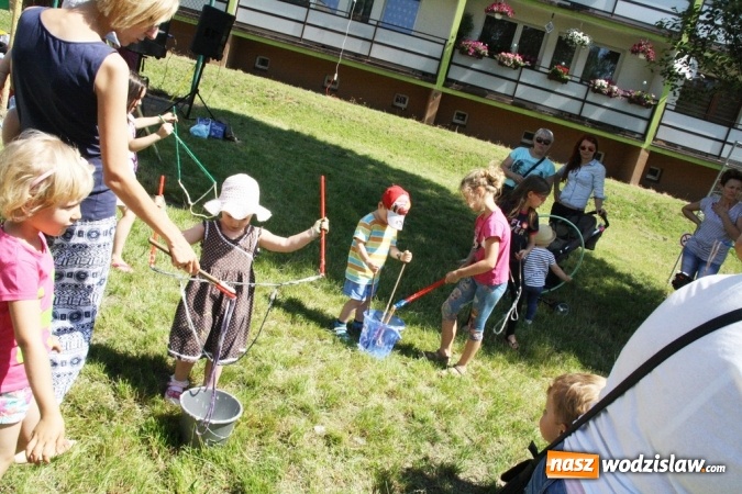 Zdjęcie w galerii na portalu naszwodzislaw.com: Artystyczne Podw&oacute;rko na Wilchwach - fotorelacja wiadomości z regionu