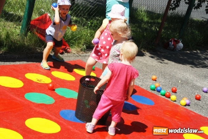 Zdjęcie w galerii na portalu naszwodzislaw.com: Artystyczne Podw&oacute;rko na Wilchwach - fotorelacja wiadomości z regionu