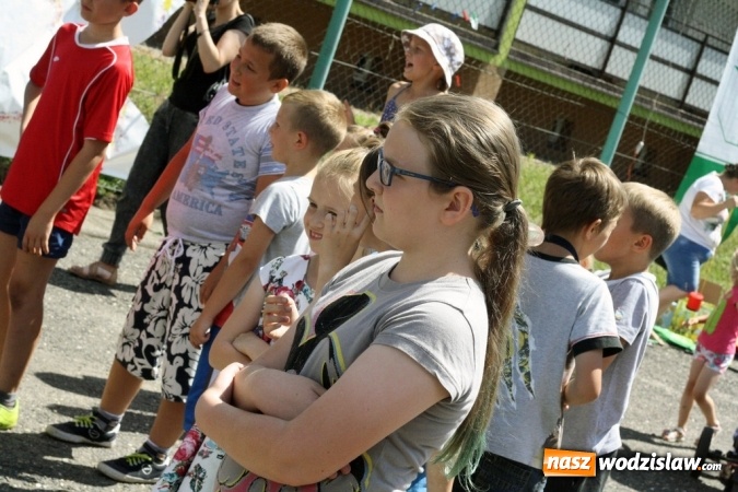 Zdjęcie w galerii na portalu naszwodzislaw.com: Artystyczne Podw&oacute;rko na Wilchwach - fotorelacja wiadomości z regionu