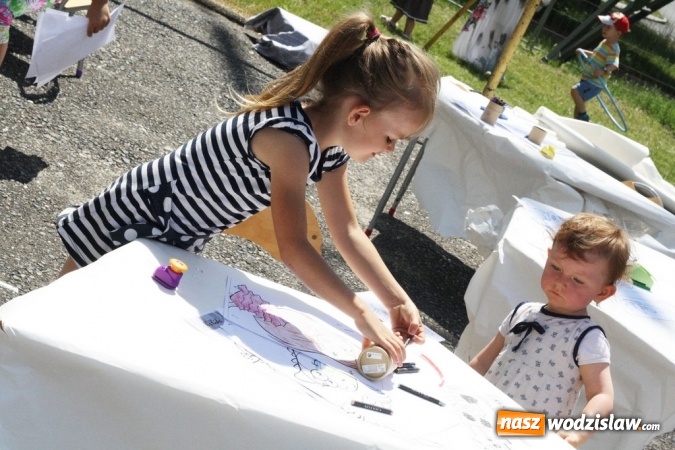 Zdjęcie w galerii na portalu naszwodzislaw.com: Artystyczne Podw&oacute;rko na Wilchwach - fotorelacja wiadomości z regionu