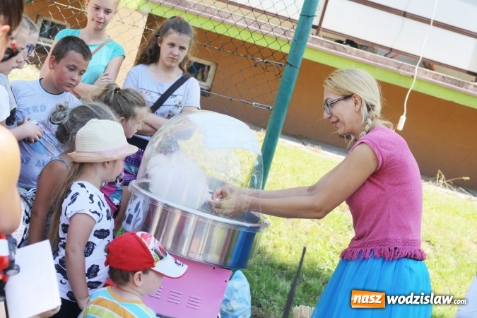 Zdjęcie w galerii na portalu naszwodzislaw.com: Artystyczne Podw&oacute;rko na Wilchwach - fotorelacja wiadomości z regionu
