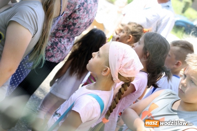 Zdjęcie w galerii na portalu naszwodzislaw.com: Artystyczne Podw&oacute;rko na Wilchwach - fotorelacja wiadomości z regionu