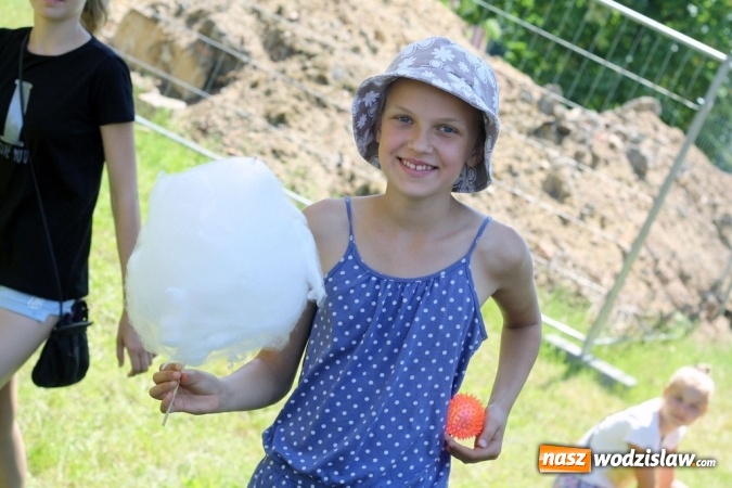 Zdjęcie w galerii na portalu naszwodzislaw.com: Artystyczne Podw&oacute;rko na Wilchwach - fotorelacja wiadomości z regionu