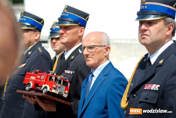 Zdjęcie w galerii na portalu naszwodzislaw.com: Komendant Jan Krolik przeszedł na emeryturę wiadomości z regionu