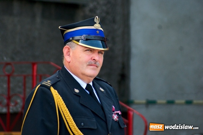Zdjęcie w galerii na portalu naszwodzislaw.com: Komendant Jan Krolik przeszedł na emeryturę wiadomości z regionu