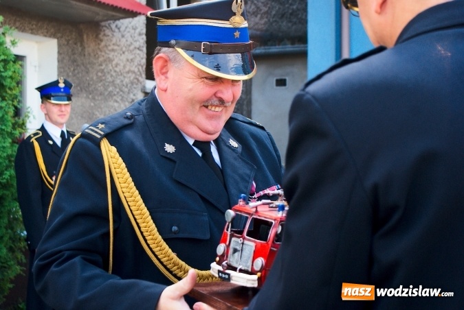 Zdjęcie w galerii na portalu naszwodzislaw.com: Komendant Jan Krolik przeszedł na emeryturę wiadomości z regionu