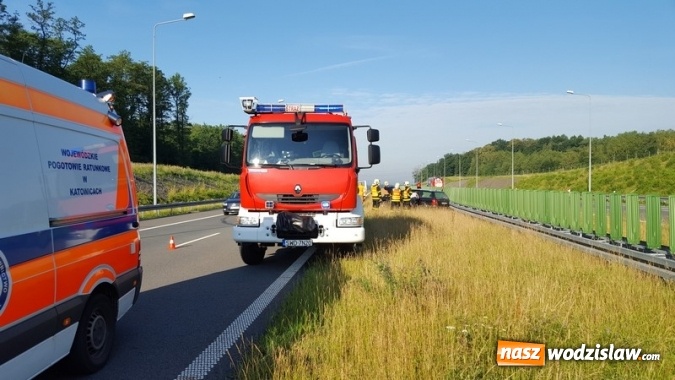 Zdjęcie w galerii na portalu naszwodzislaw.com: To był bardzo pracowity dzień dla wodzisławskich strażaków. Dwa wypadki, pożar i poszukiwanie zaginionych dzieci  wiadomości z regionu