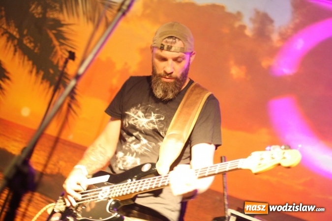 Zdjęcie w galerii na portalu naszwodzislaw.com: Tabu i Hurt na powitanie wakacji w Olzie wiadomości z regionu