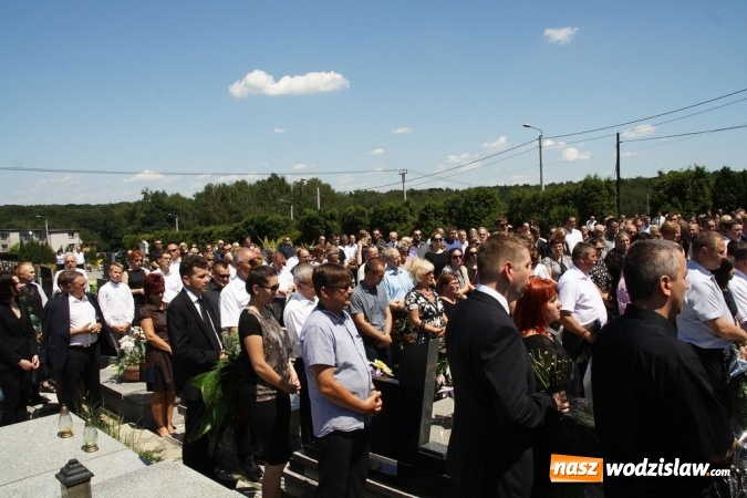 Zdjęcie w galerii na portalu naszwodzislaw.com: Ostatnie pożegnanie śp. Zbigniewa Marszałkowskiego wiadomości z regionu