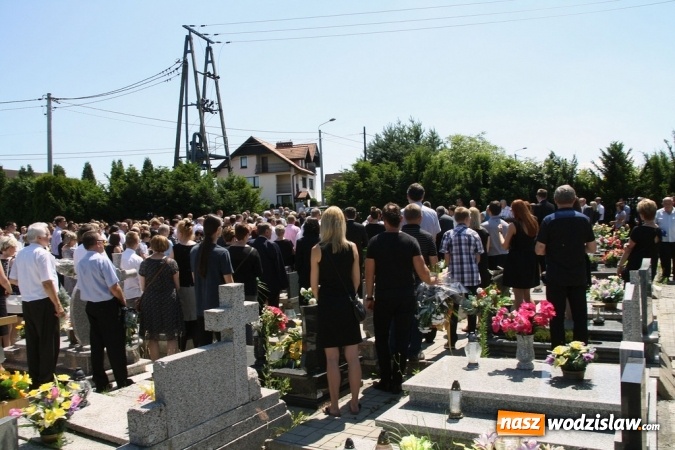 Zdjęcie w galerii na portalu naszwodzislaw.com: Ostatnie pożegnanie śp. Zbigniewa Marszałkowskiego wiadomości z regionu