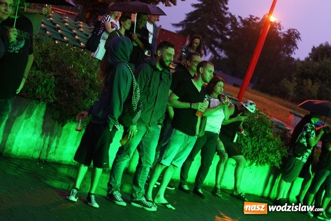 Zdjęcie w galerii na portalu naszwodzislaw.com: Godów: Mocne rockowe brzmienia królowały w muszli koncertowej wiadomości z regionu