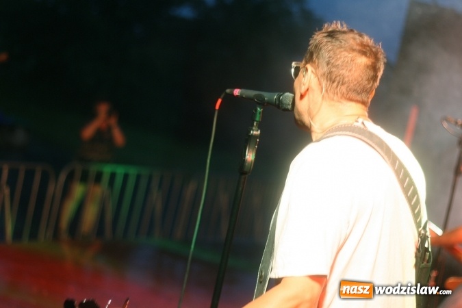 Zdjęcie w galerii na portalu naszwodzislaw.com: Godów: Mocne rockowe brzmienia królowały w muszli koncertowej wiadomości z regionu