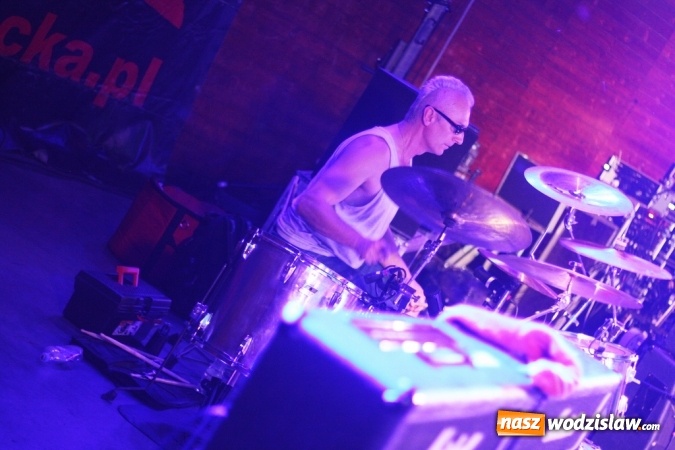 Zdjęcie w galerii na portalu naszwodzislaw.com: Godów: Mocne rockowe brzmienia królowały w muszli koncertowej wiadomości z regionu