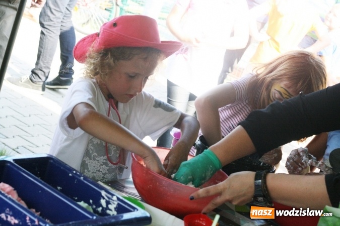 Zdjęcie w galerii na portalu naszwodzislaw.com: II Subregionalny Festiwal Rodzin Aktywnych - Family Jump wiadomości z regionu