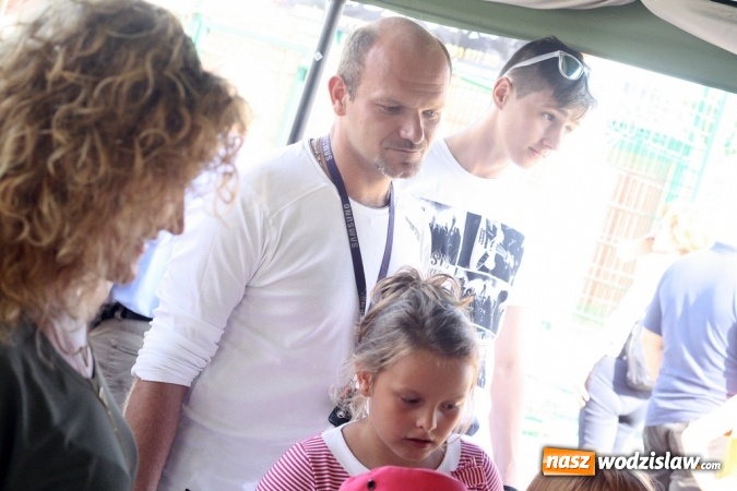 Zdjęcie w galerii na portalu naszwodzislaw.com: II Subregionalny Festiwal Rodzin Aktywnych - Family Jump wiadomości z regionu