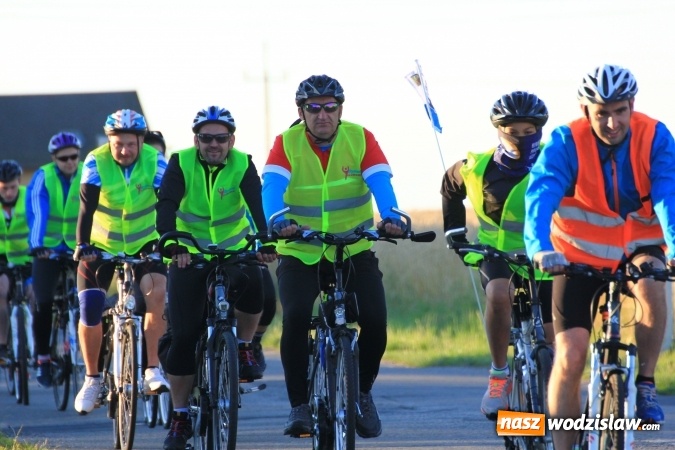 Zdjęcie w galerii na portalu naszwodzislaw.com: Ruszyła XI Rowerowa Pielgrzymka z Lubomi na Jasną Górę wiadomości z regionu