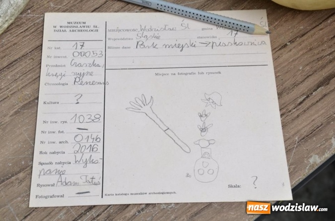 Zdjęcie w galerii na portalu naszwodzislaw.com: Zamienili się w archeologów wiadomości z regionu