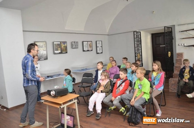 Zdjęcie w galerii na portalu naszwodzislaw.com: Zamienili się w archeologów wiadomości z regionu