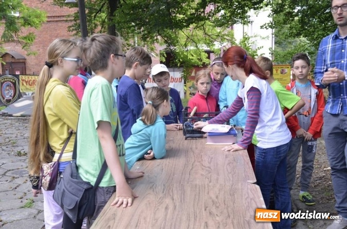 Zdjęcie w galerii na portalu naszwodzislaw.com: Zamienili się w archeologów wiadomości z regionu