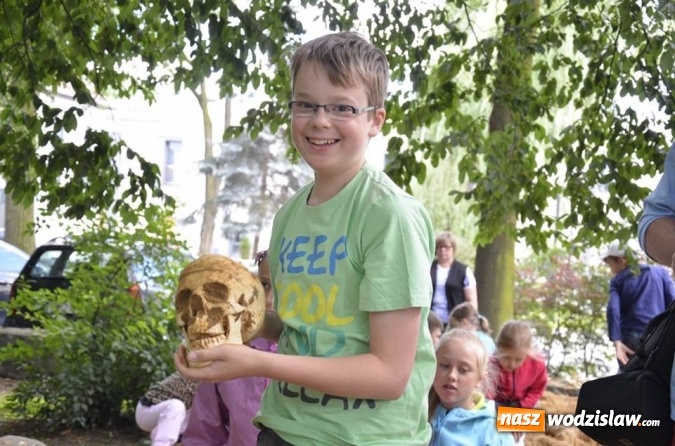 Zdjęcie w galerii na portalu naszwodzislaw.com: Zamienili się w archeologów wiadomości z regionu