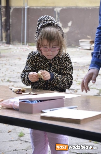 Zdjęcie w galerii na portalu naszwodzislaw.com: Zamienili się w archeologów wiadomości z regionu