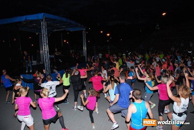 Zdjęcie w galerii na portalu naszwodzislaw.com: II Nocny Bieg z Gwiazdami na Trzech Wzg&oacute;rzach wiadomości z regionu