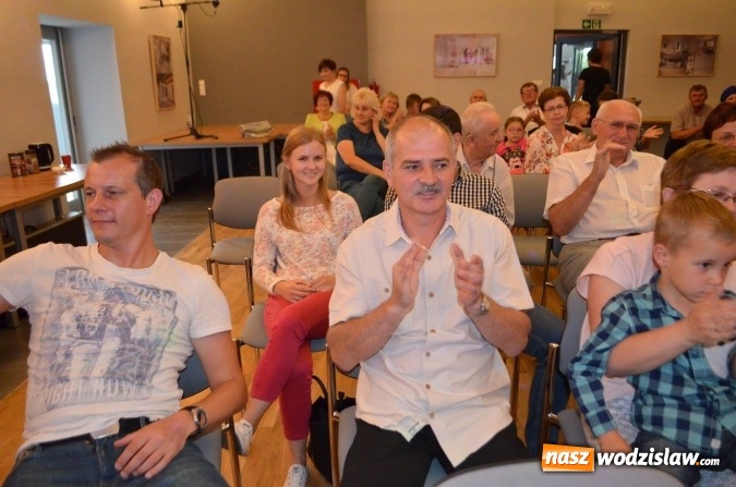 Zdjęcie w galerii na portalu naszwodzislaw.com: Zaśpiewali z wokalistą  programu The Voice of Poland wiadomości z regionu