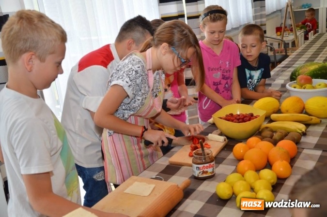 Zdjęcie w galerii na portalu naszwodzislaw.com: Uczestniczka Hell's Kitchen gotowała w Miejskim  Ośrodku Kultury w Radlinie wiadomości z regionu