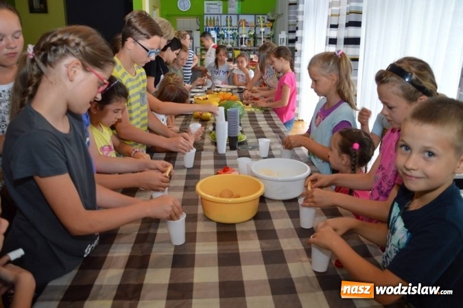 Zdjęcie w galerii na portalu naszwodzislaw.com: Uczestniczka Hell's Kitchen gotowała w Miejskim  Ośrodku Kultury w Radlinie wiadomości z regionu